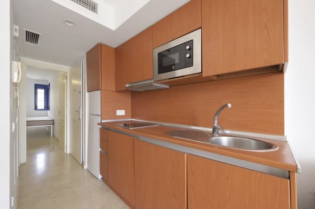 1 sypialnia Penthouse na sprzedaż w Benalmadena Costa, Benalmádena z basenem garażem - 259 000 € (Ref: 9679368)