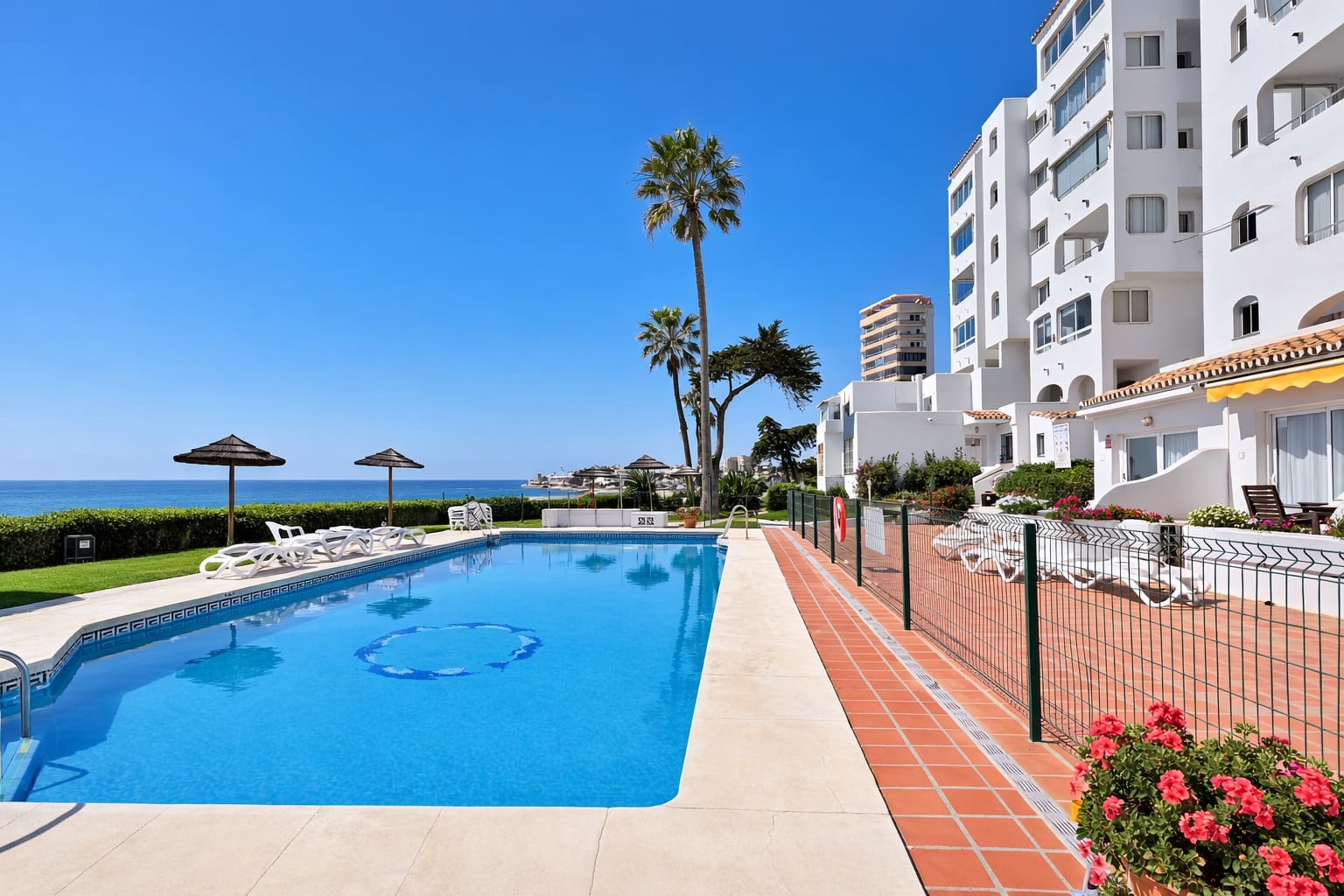 3 chambre Appartement à vendre à Calahonda avec piscine - 575 000 € (Ref: 9694588)