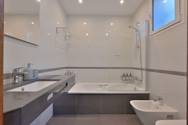 3 chambre Appartement à vendre à Calahonda, Mijas avec piscine - 575 000 € (Ref: 9694588)