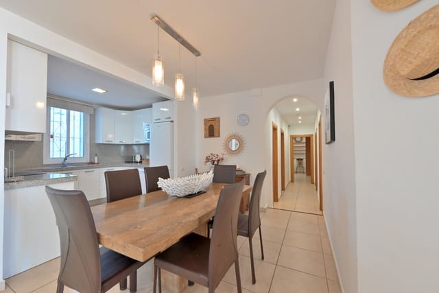 3 chambre Appartement à vendre à Calahonda, Mijas avec piscine - 575 000 € (Ref: 9694588)