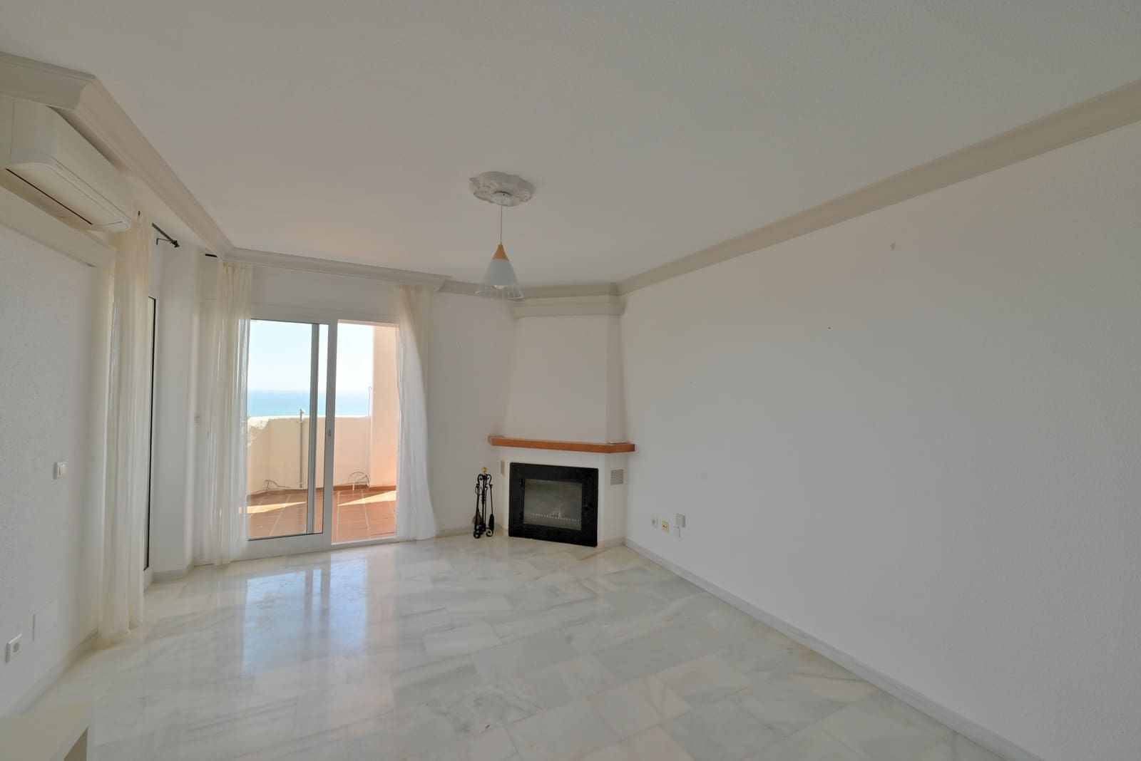 2 sovrum Lägenhet till salu i Calahonda med pool - 275 000 € (Ref: 9694589)