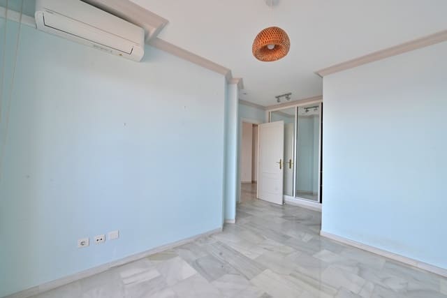 2 chambre Appartement à vendre à Calahonda, Mijas avec piscine - 275 000 € (Ref: 9694589)