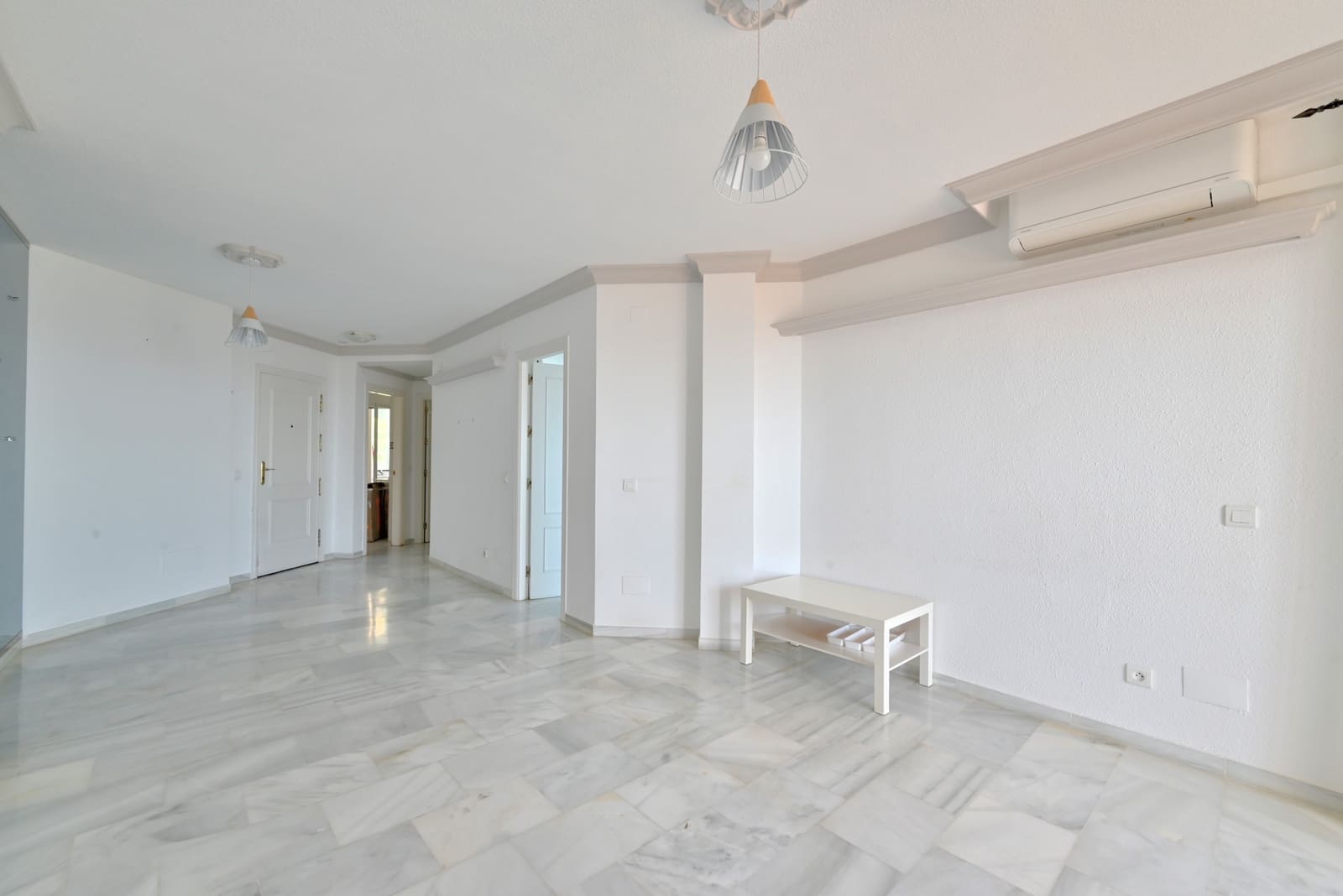 2 sovrum Lägenhet till salu i Calahonda med pool - 275 000 € (Ref: 9694589)