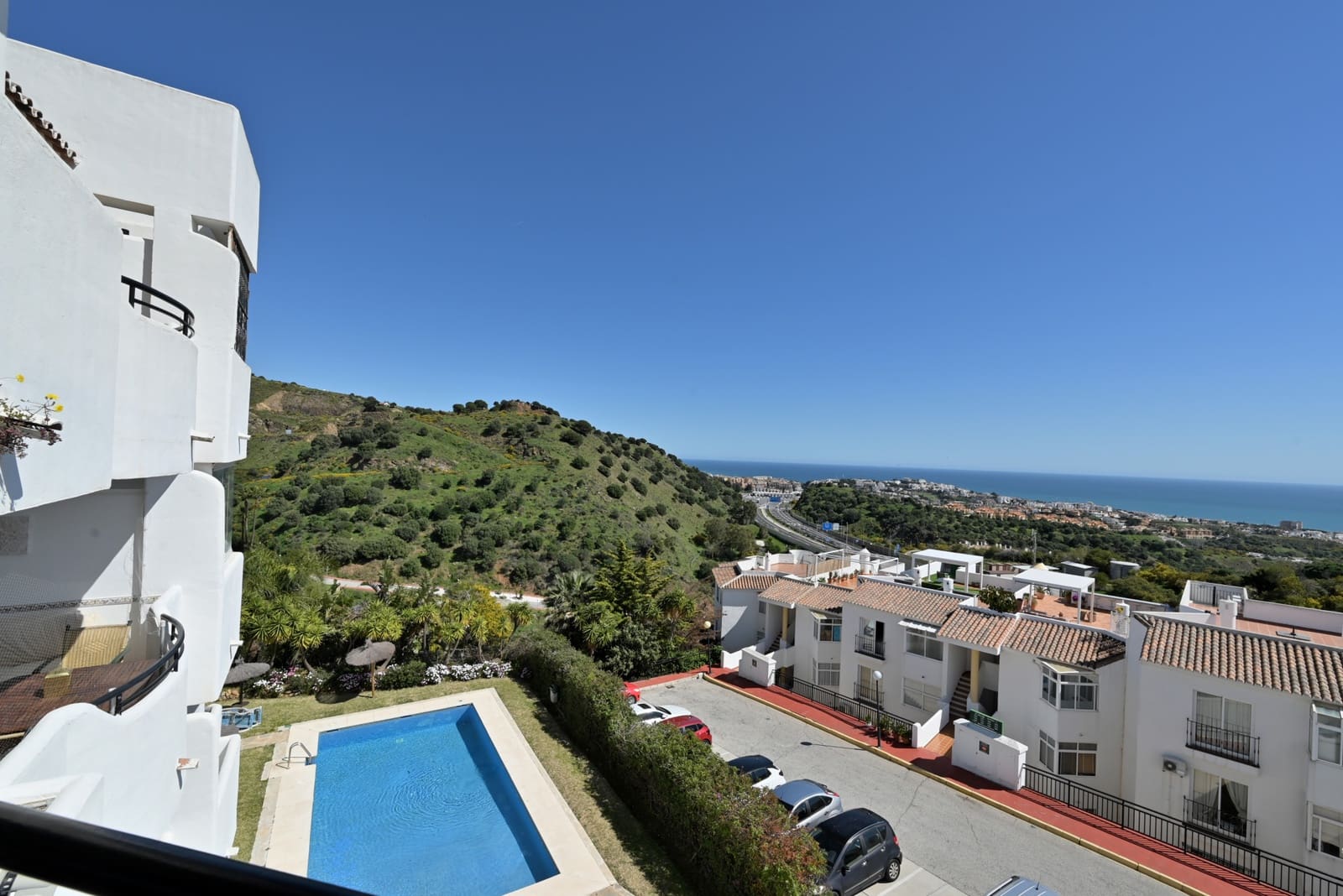 2 sovrum Lägenhet till salu i Calahonda med pool - 275 000 € (Ref: 9694589)