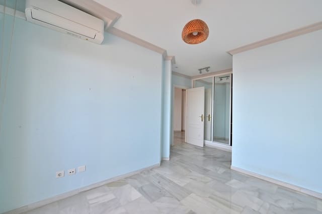 2 makuuhuone Huoneisto myytävänä paikassa Calahonda, Mijas mukana uima-altaan - 275 000 € (Ref: 9694589)