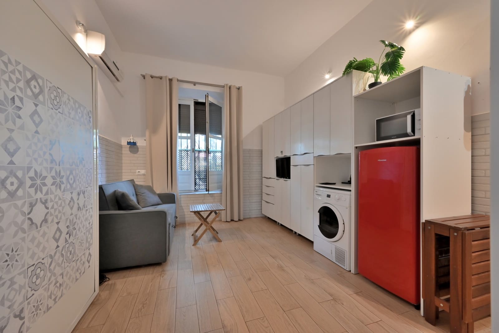 Studio for sale in Calahonda with pool - € 175,000 (Ref: 9700339)