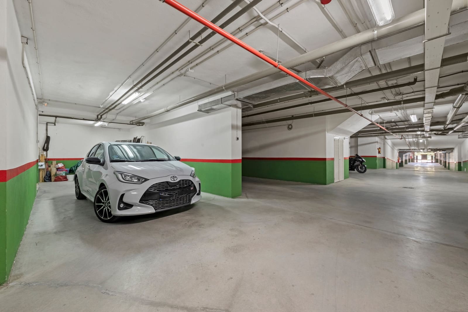 3 bedroom Townhouse for sale in Mijas Costa with pool garage - € 535,000 (Ref: 9700340)