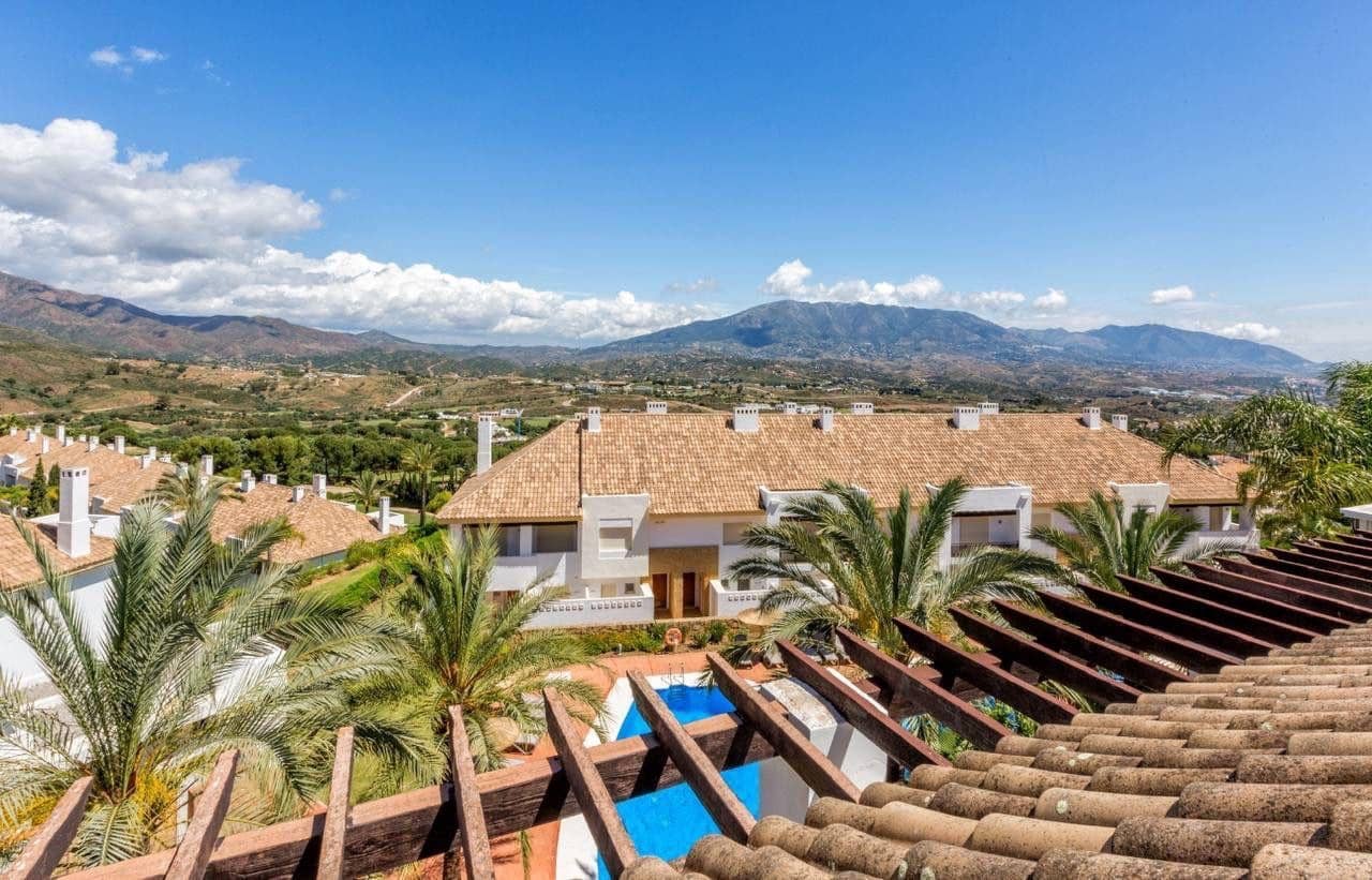Casa de 3 habitaciones en Mijas Costa en venta con piscina garaje - 530.000 € (Ref: 9700340)