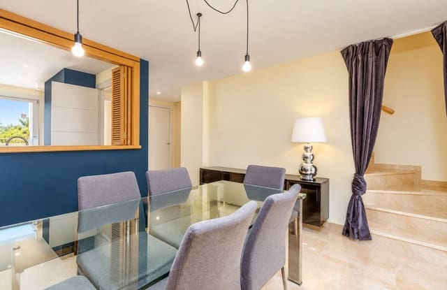 3 soveværelse Byhus til salg i Mijas Costa, Mijas med swimmingpool garage - € 506.000 (Ref: 9700340)
