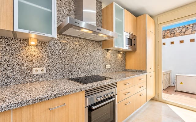 3 soveværelse Byhus til salg i Mijas Costa, Mijas med swimmingpool garage - € 506.000 (Ref: 9700340)
