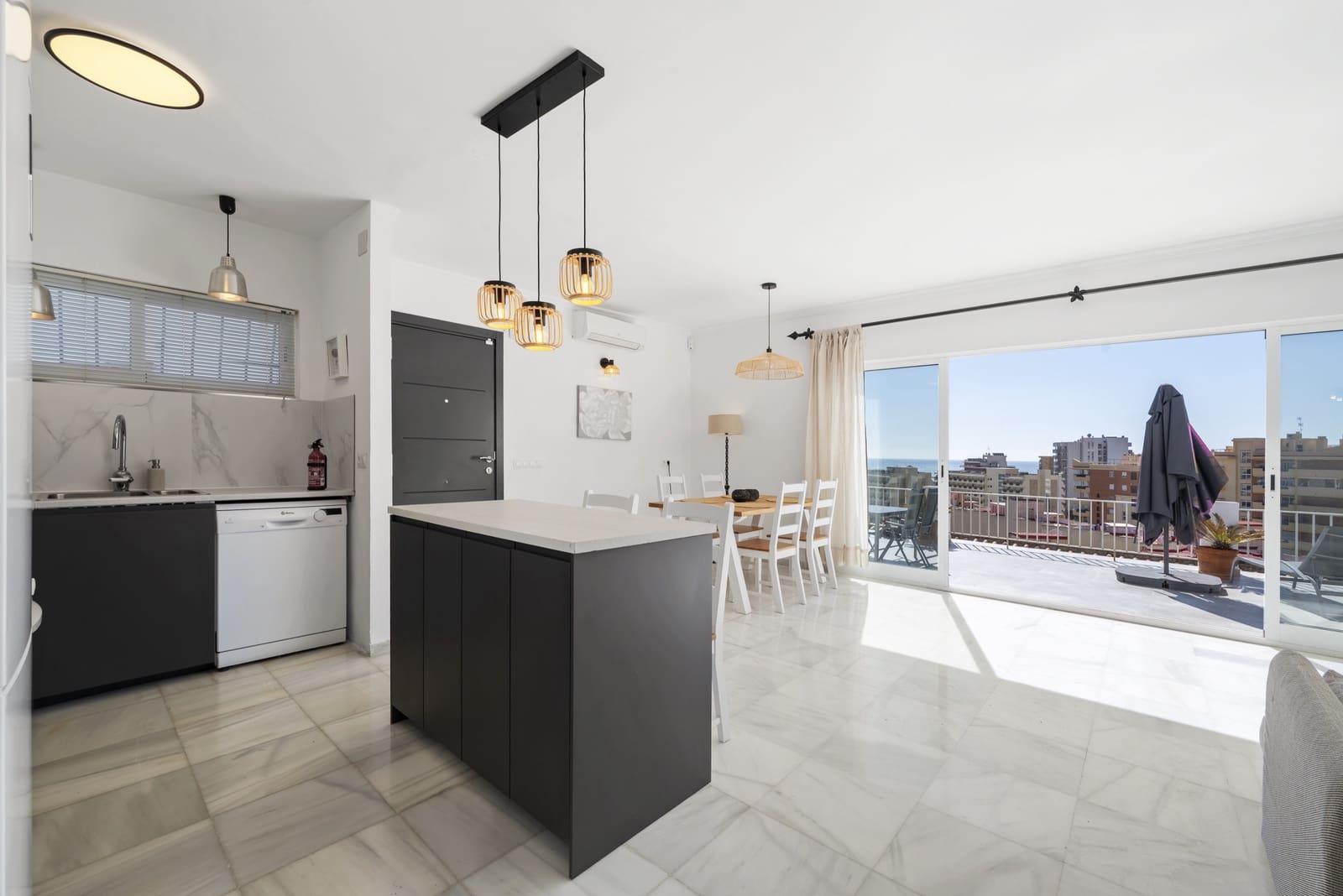 4 chambre Villa/Maison à vendre à Fuengirola avec garage - 795 000 € (Ref: 9700341)