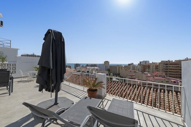 4 bedroom Villa for sale in Torreblanca, Fuengirola with garage - € 795,000 (Ref: 9700341)