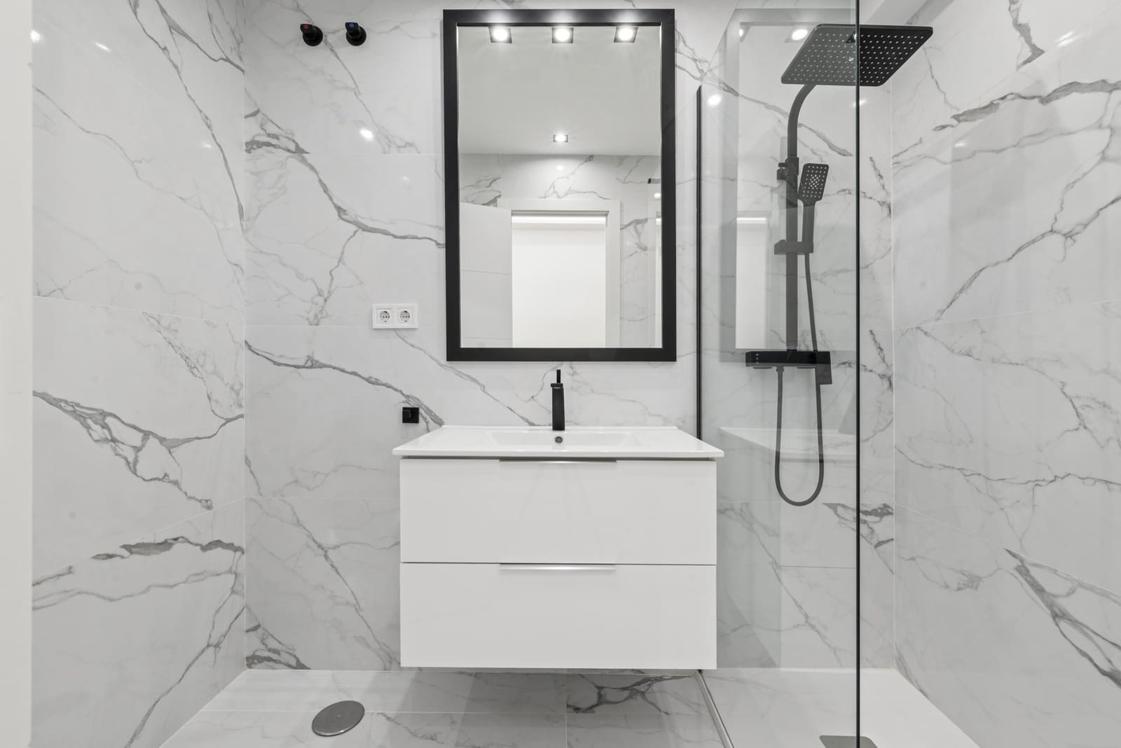 3 soveværelse Lejlighed til salg i Fuengirola - € 299.000 (Ref: 9700342)