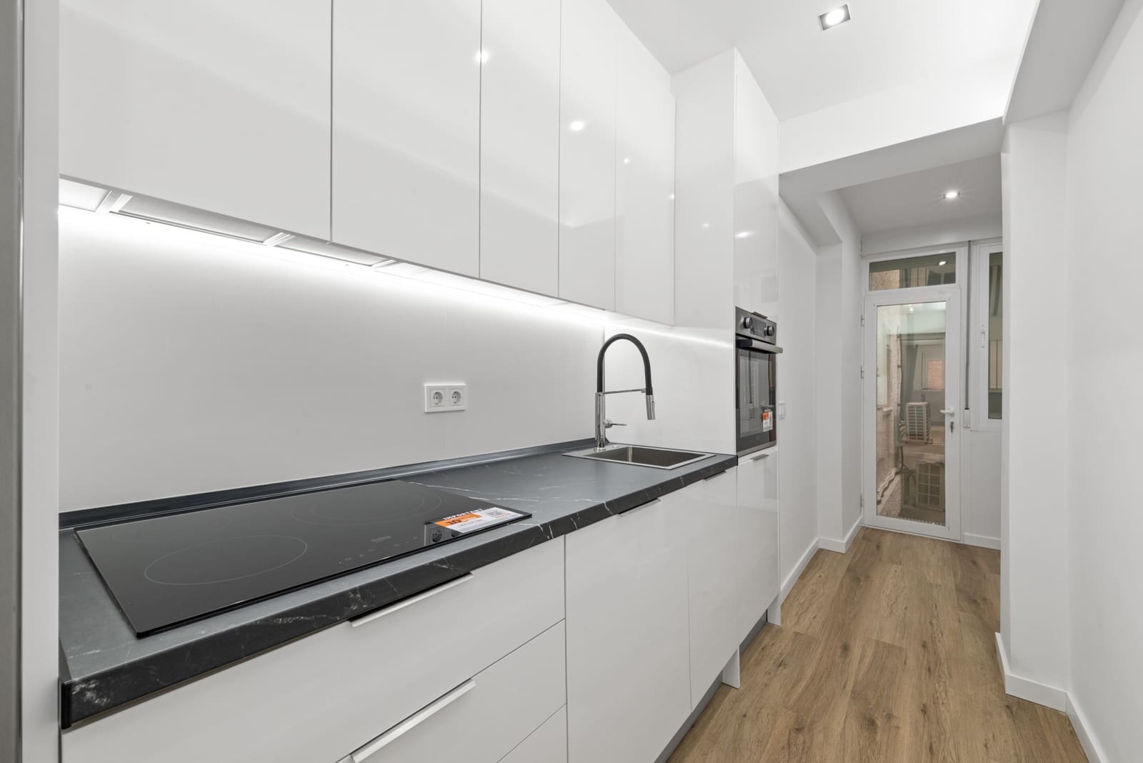 3 soveværelse Lejlighed til salg i Fuengirola - € 299.000 (Ref: 9700342)