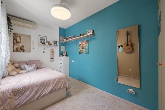 3 makuuhuone Omakotitalo myytävänä paikassa Mijas Costa, Mijas mukana 
autotalli - 350 000 € (Ref: 9703357)