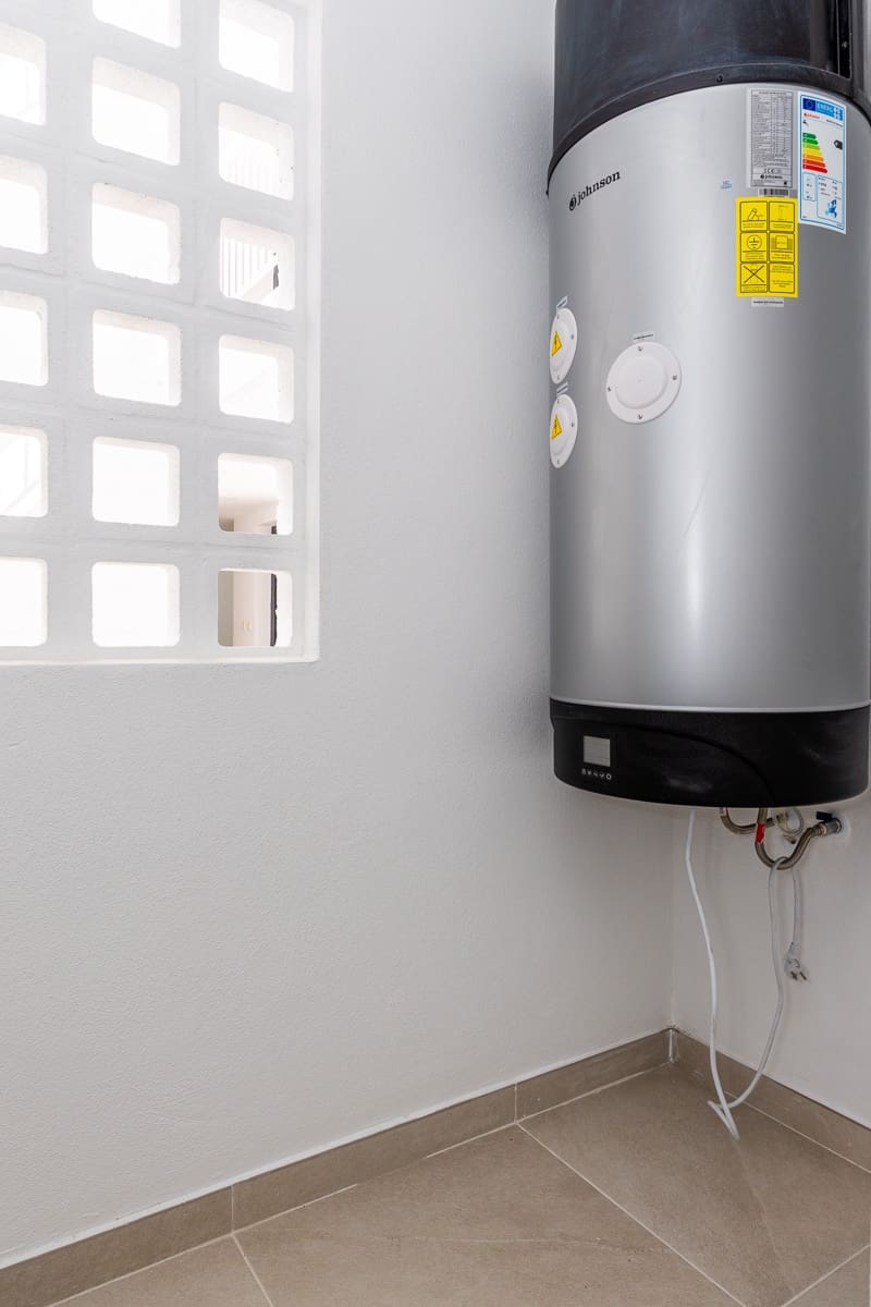 2 slaapkamer Appartement te koop in La Cala de Mijas met zwembad garage - € 349.000 (Ref: 9719338)