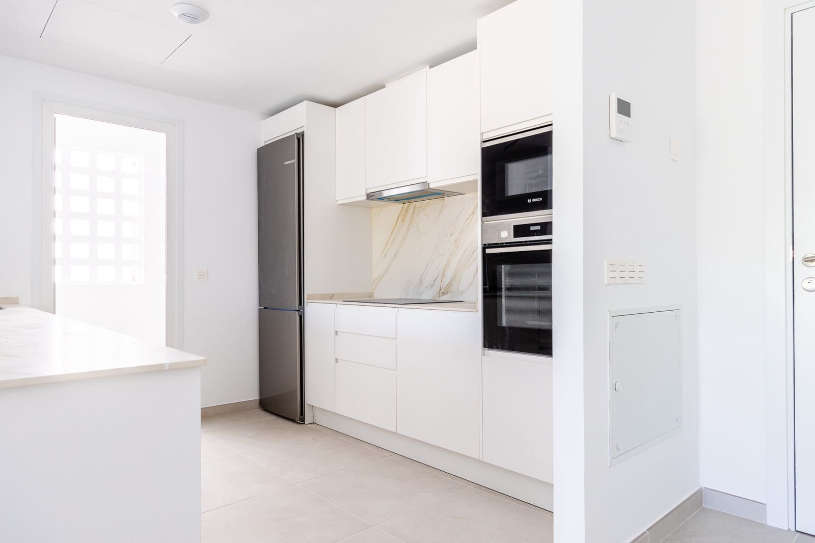 2 sypialnia Apartament na sprzedaż w La Cala de Mijas z basenem garażem - 349 000 € (Ref: 9719338)