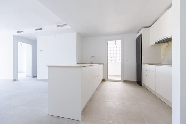 2 makuuhuone Huoneisto myytävänä paikassa La Cala de Mijas, Mijas mukana uima-altaan 
autotalli - 349 000 € (Ref: 9719338)