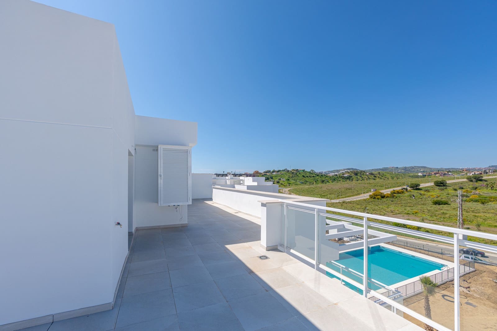 Ático de 2 habitaciones en La Cala de Mijas en venta con piscina garaje - 419.000 € (Ref: 9719339)