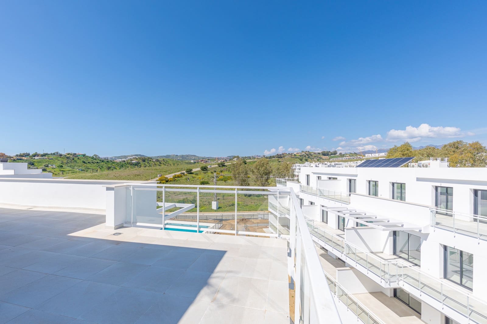 Ático de 2 habitaciones en La Cala de Mijas en venta con piscina garaje - 419.000 € (Ref: 9719339)