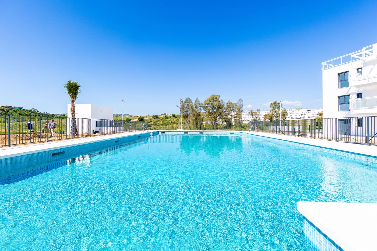 Ático de 2 habitaciones en La Cala de Mijas en venta con piscina garaje - 419.000 € (Ref: 9719339)