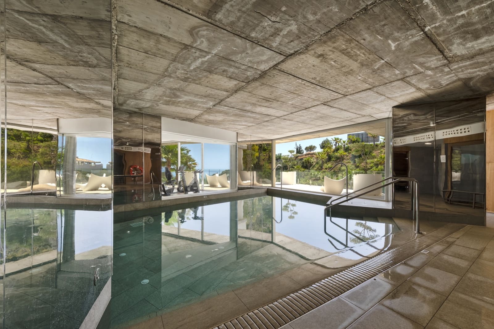 3 slaapkamer Penthouse te koop in Benalmadena met zwembad garage - € 1.225.000 (Ref: 9719340)