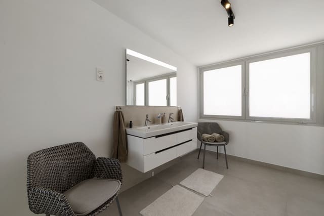 3 makuuhuone Kattohuoneisto myytävänä paikassa Benalmádena mukana uima-altaan 
autotalli - 1 225 000 € (Ref: 9719340)