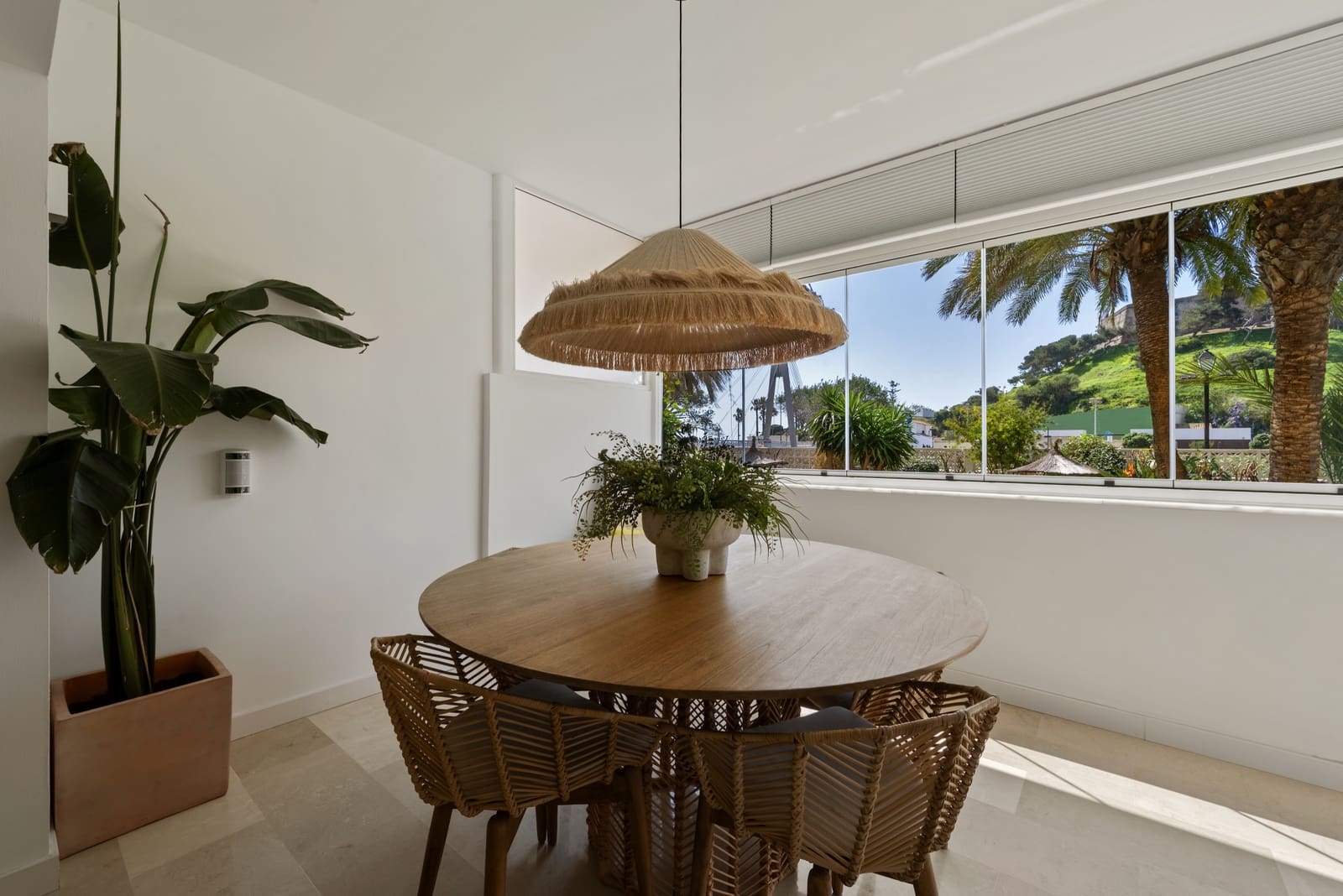 2 bedroom Apartment for sale in Fuengirola with pool garage - € 799,000 (Ref: 9720987)