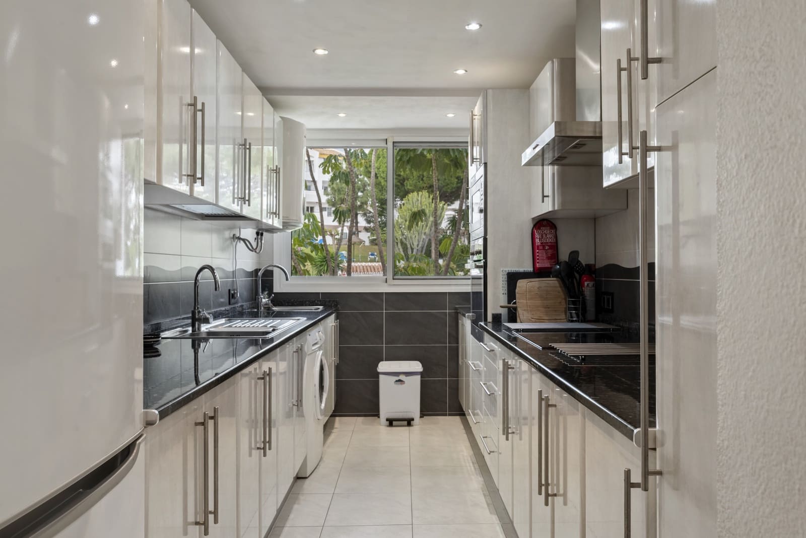 2 sypialnia Apartament na sprzedaż w Mijas Costa z basenem garażem - 320 000 € (Ref: 9720988)