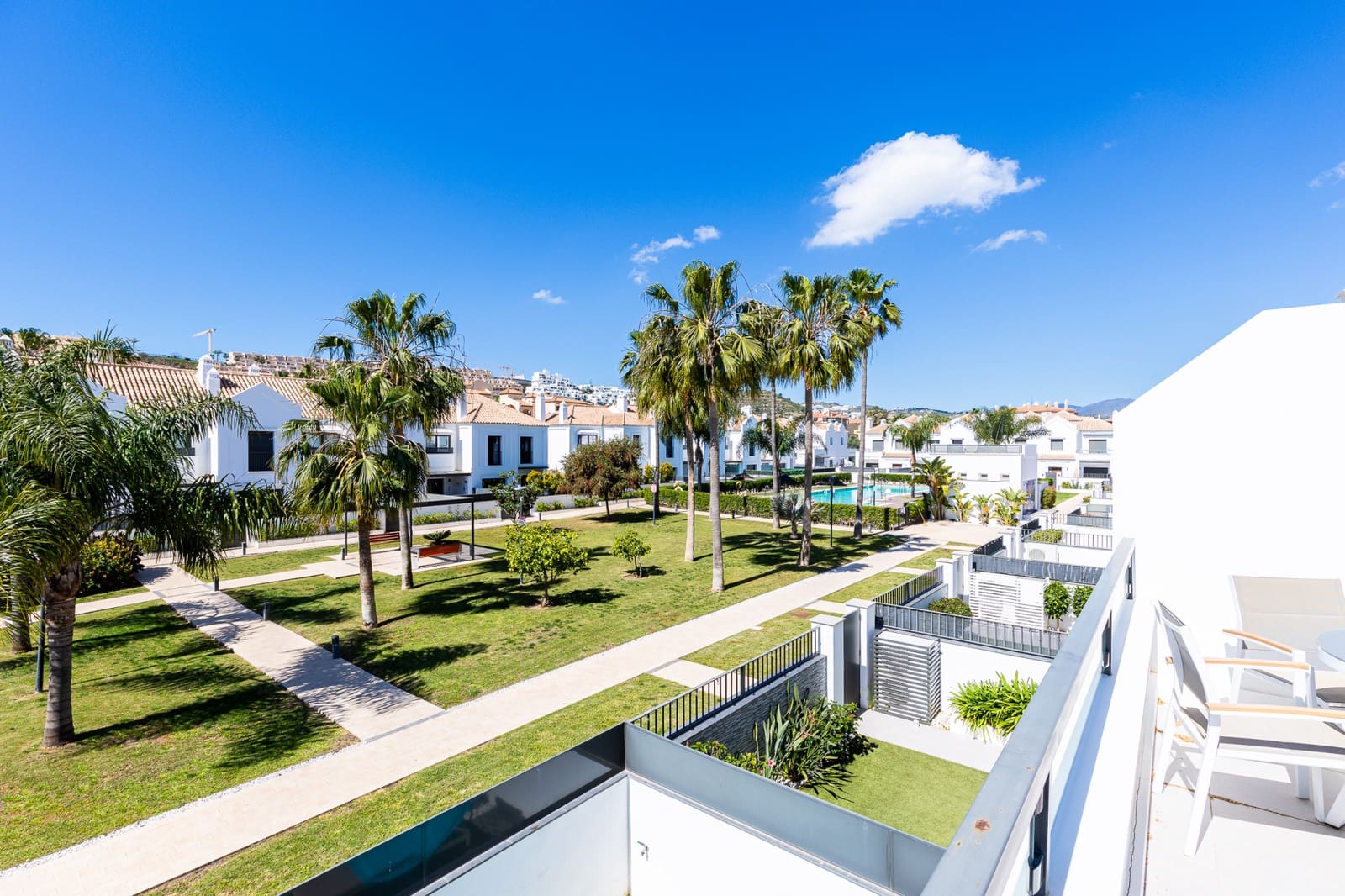 Pareado de 3 habitaciones en La Cala de Mijas en venta con piscina garaje - 850.000 € (Ref: 9745203)