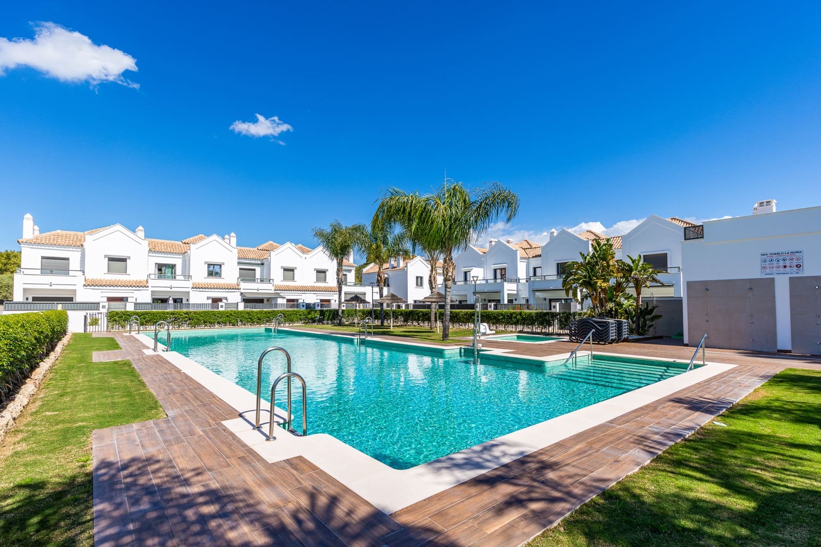 Pareado de 3 habitaciones en La Cala de Mijas en venta con piscina garaje - 850.000 € (Ref: 9745203)