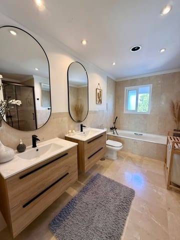 3 chambre Villa/Maison à vendre à Riviera del Sol, Mijas avec piscine garage - 1 310 000 € (Ref: 9747501)