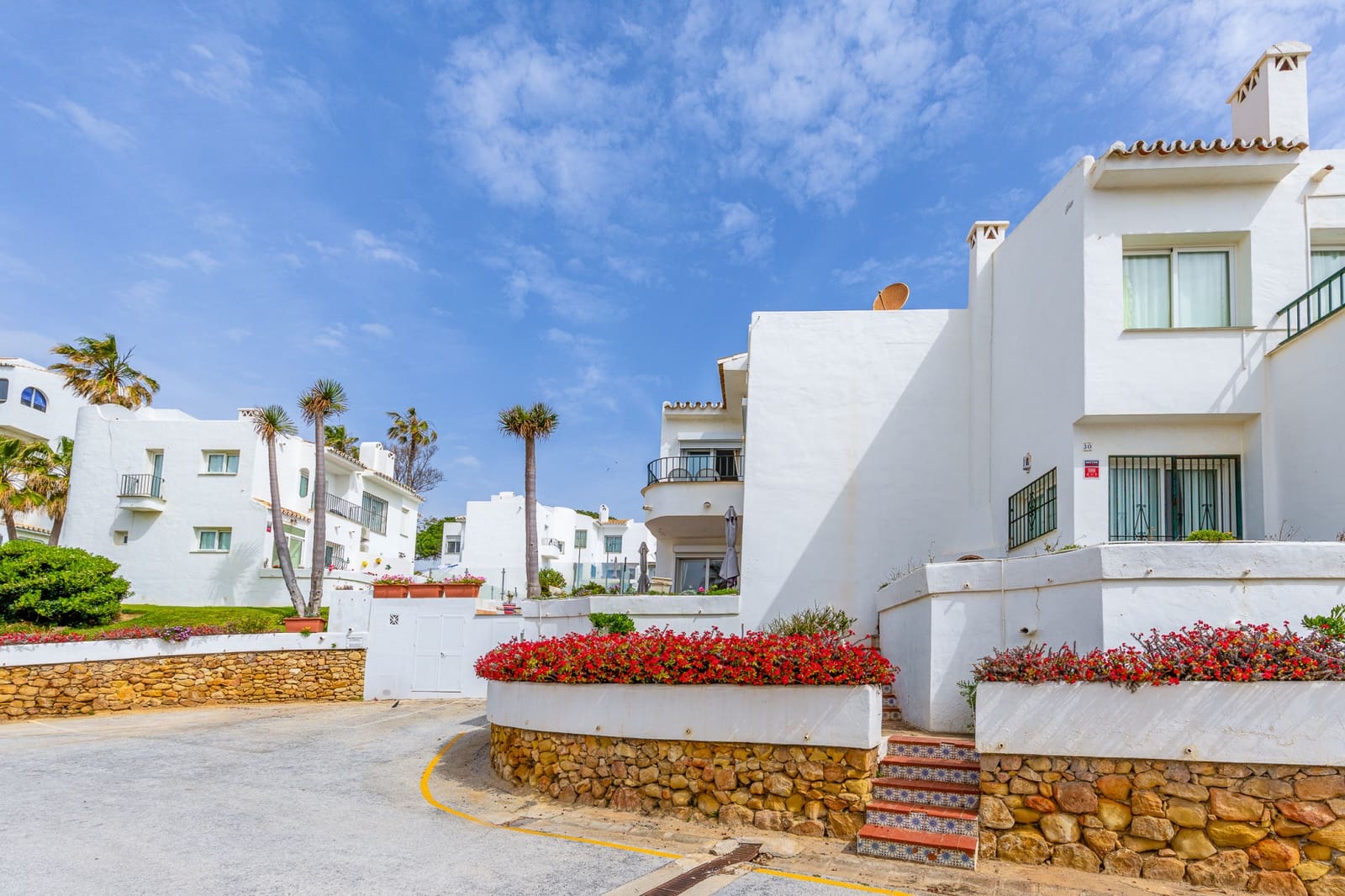 2 chambre Maison de Ville à vendre à Riviera del Sol avec piscine - 520 000 € (Ref: 9751503)