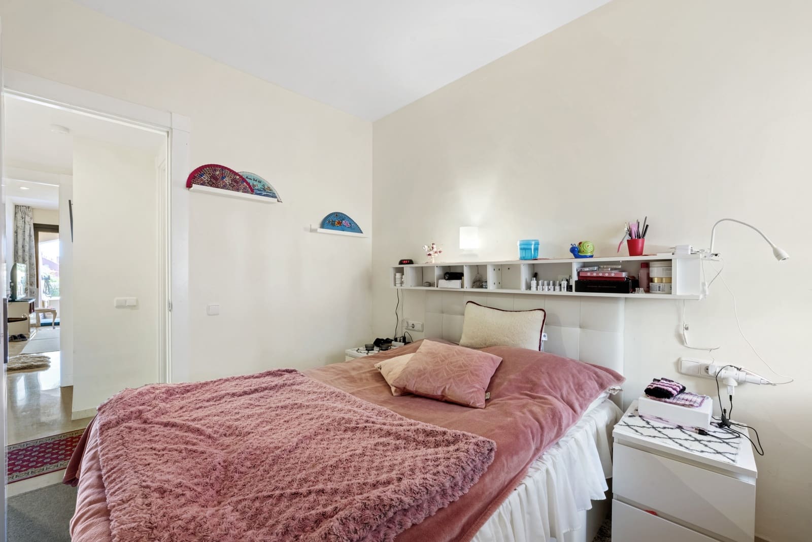 Apartamento de 2 habitaciones en Calahonda en venta con piscina garaje - 385.000 € (Ref: 9755109)