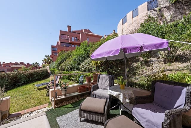 Apartamento de 2 habitaciones en Calahonda, Mijas en venta con piscina garaje - 385.000 € (Ref: 9755109)