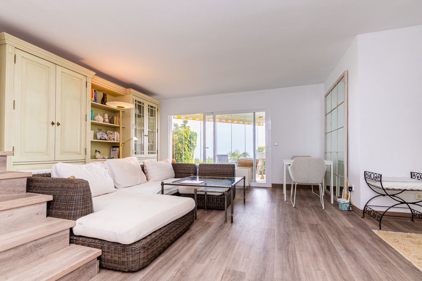 2 slaapkamer Huis te koop in Calahonda met zwembad garage - € 390.000 (Ref: 9770186)