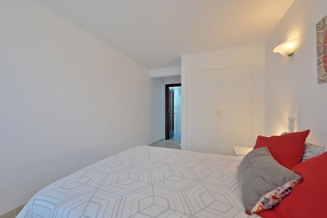 1 slaapkamer Appartement te koop in Marbella met zwembad - € 265.000 (Ref: 9772583)