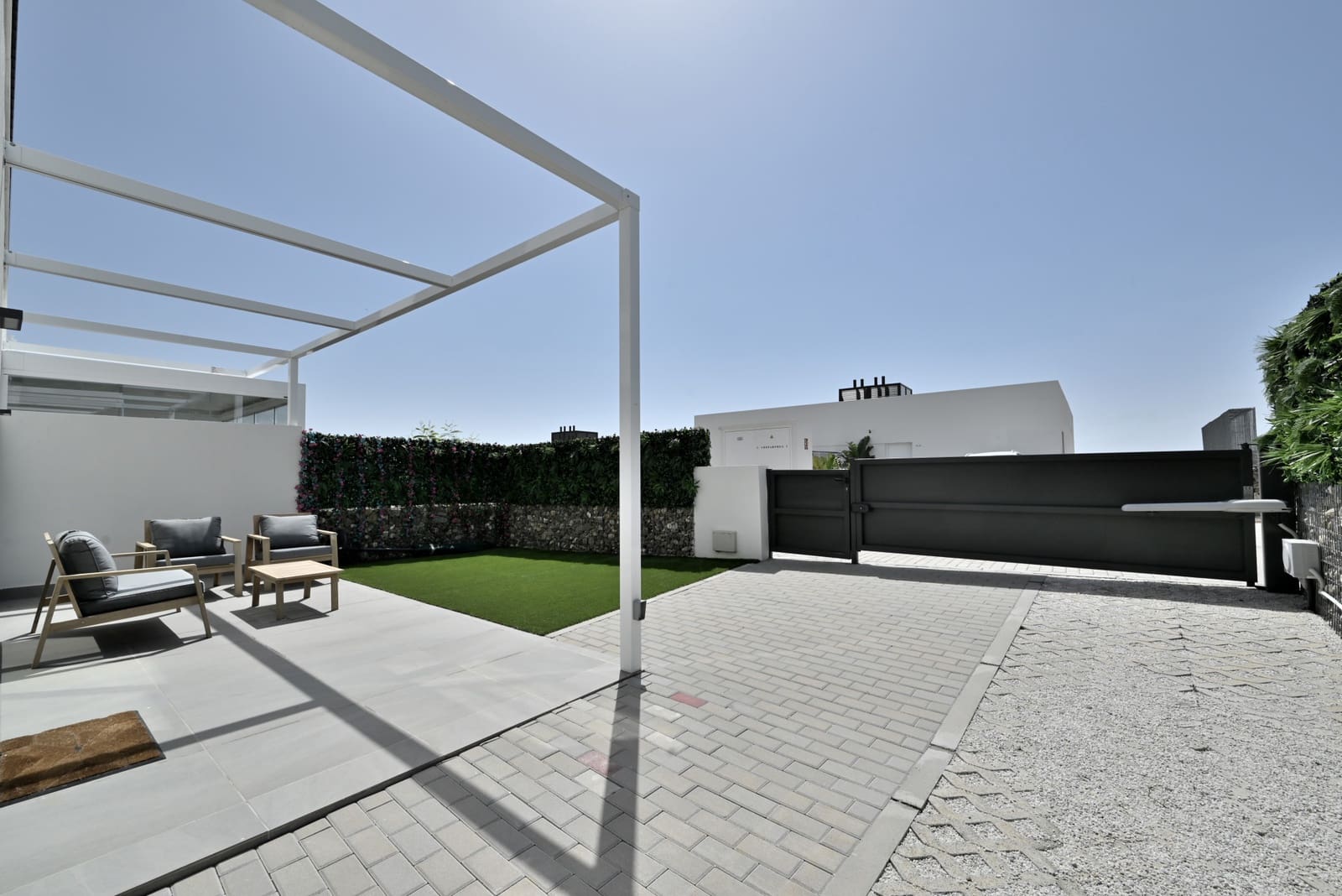 4 slaapkamer Halfvrijstaande villa te koop in Riviera del Sol met zwembad garage - € 645.000 (Ref: 9777326)
