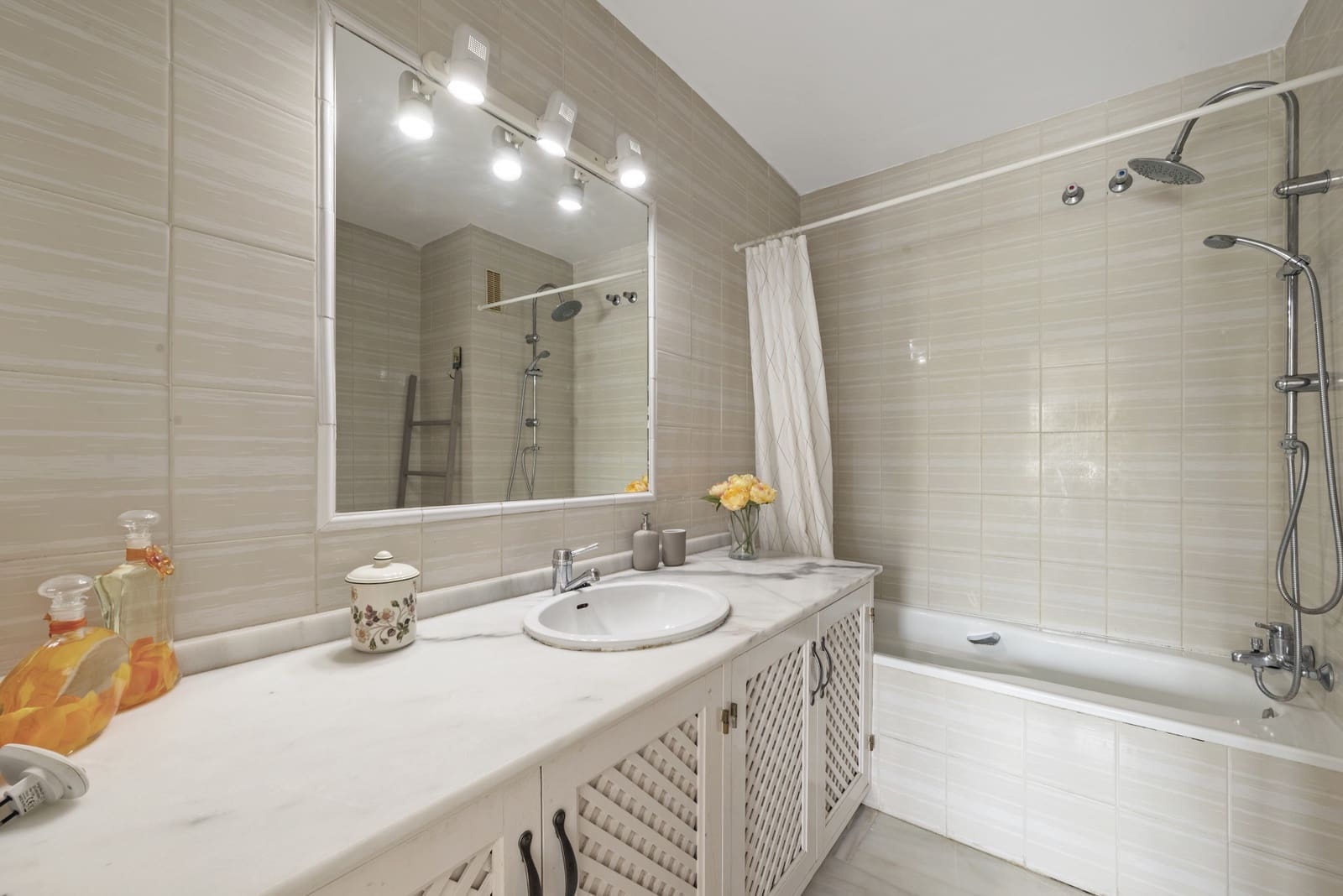 2 soverom Penthouse til salgs i Mijas Costa med svømmebasseng garasje - € 355 000 (Ref: 9786984)