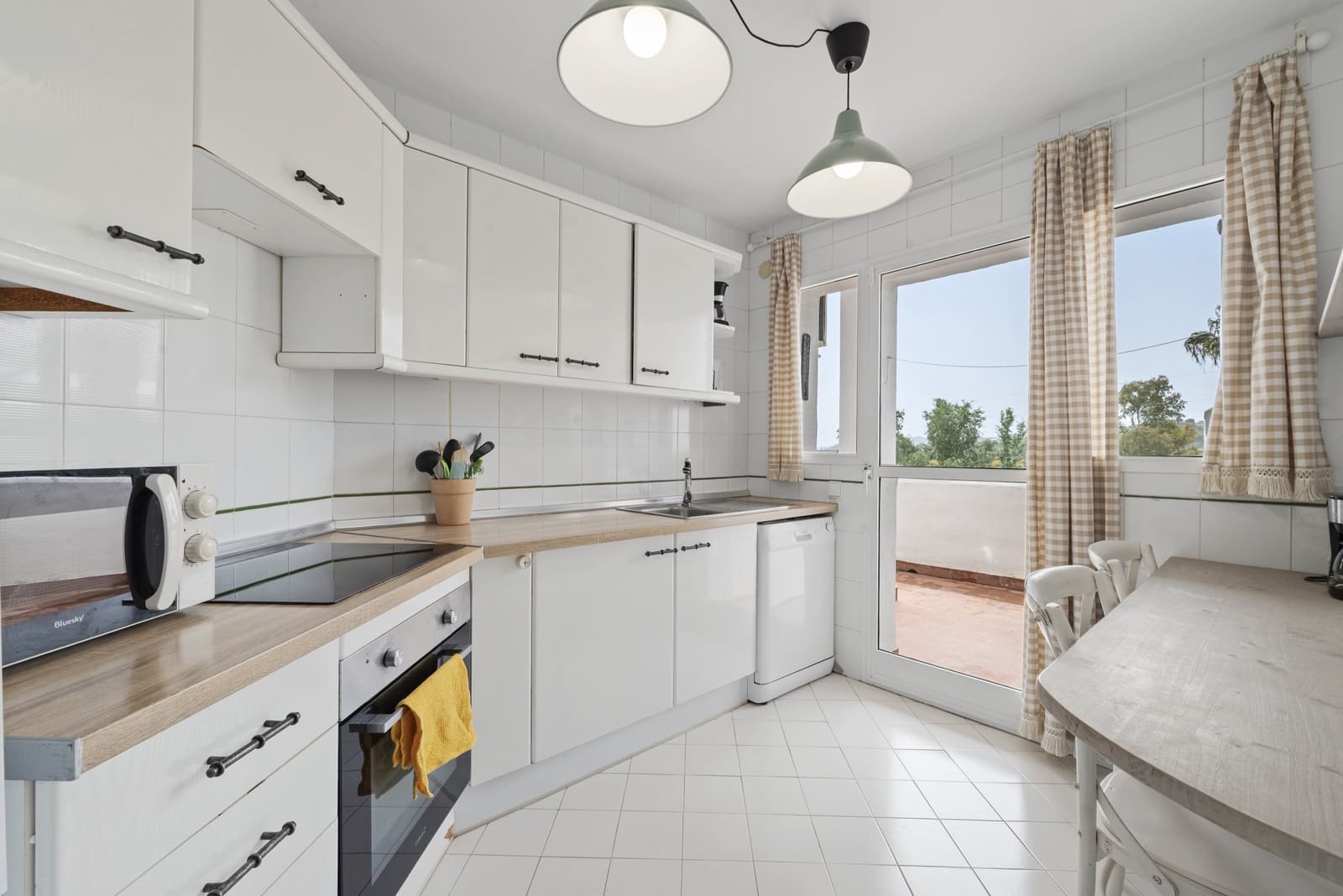 2 soverom Penthouse til salgs i Mijas Costa med svømmebasseng garasje - € 355 000 (Ref: 9786984)