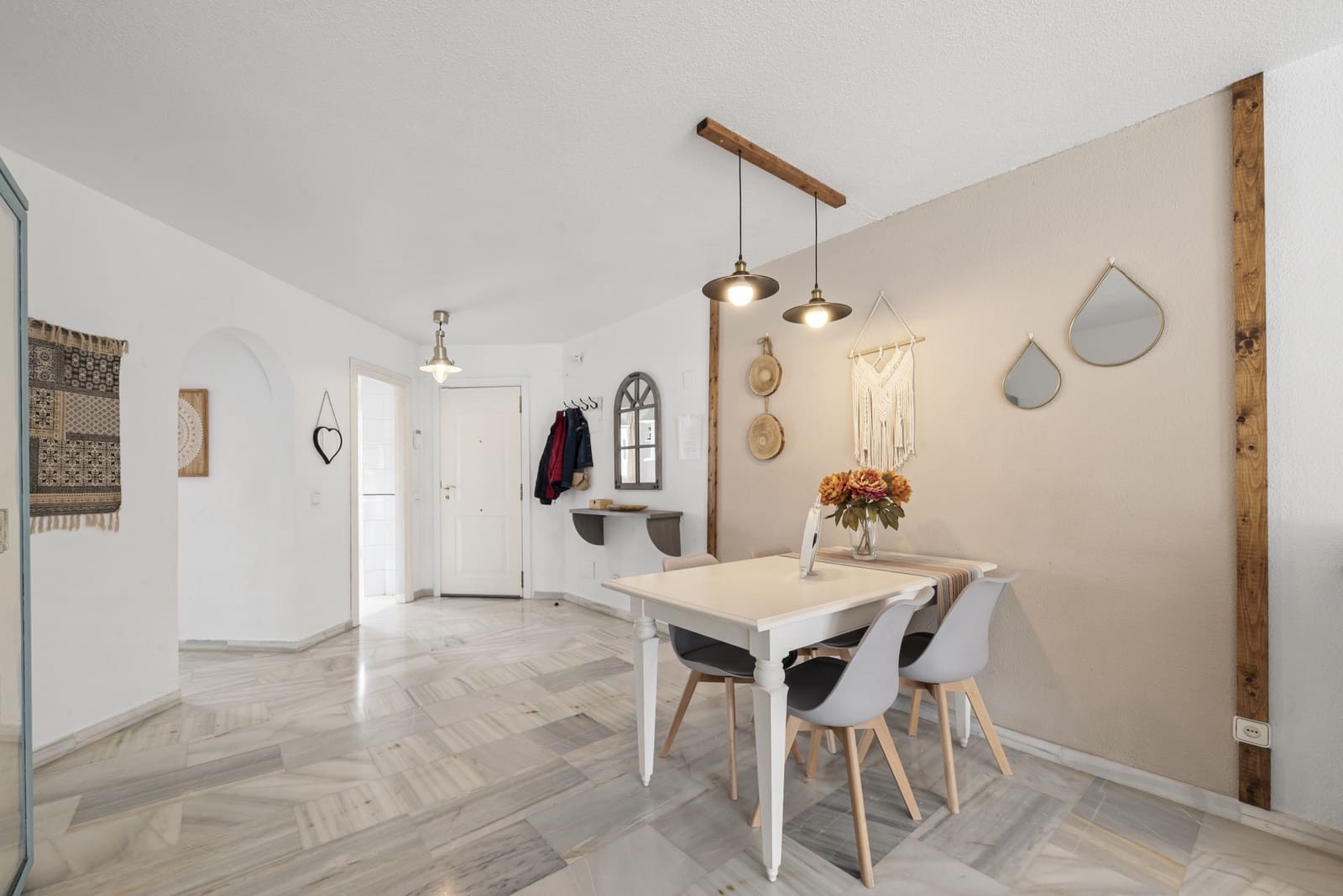 2 soverom Penthouse til salgs i Mijas Costa med svømmebasseng garasje - € 355 000 (Ref: 9786984)