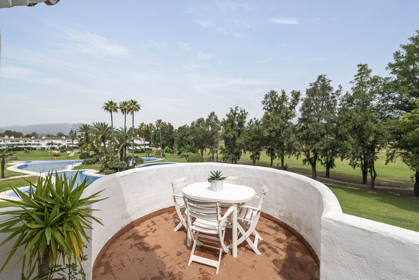 2 soverom Penthouse til salgs i Mijas Costa med svømmebasseng garasje - € 355 000 (Ref: 9786984)