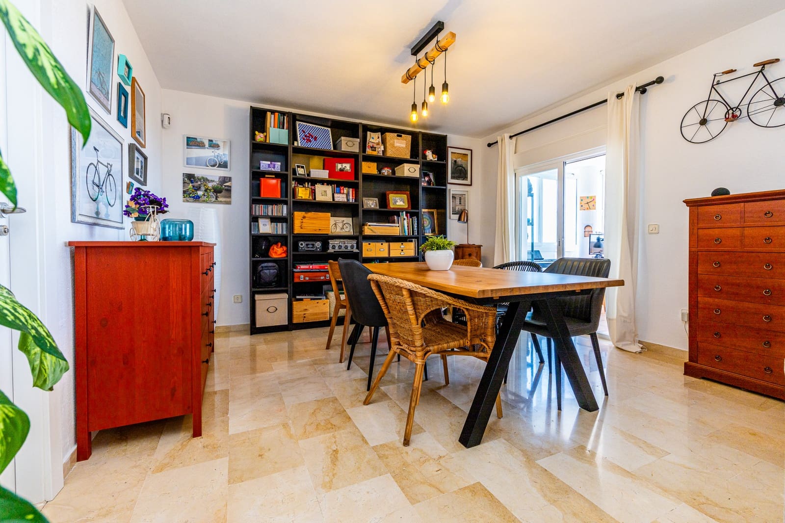 3 quarto Apartamento para venda em Calahonda com piscina - 430 000 € (Ref: 9798563)