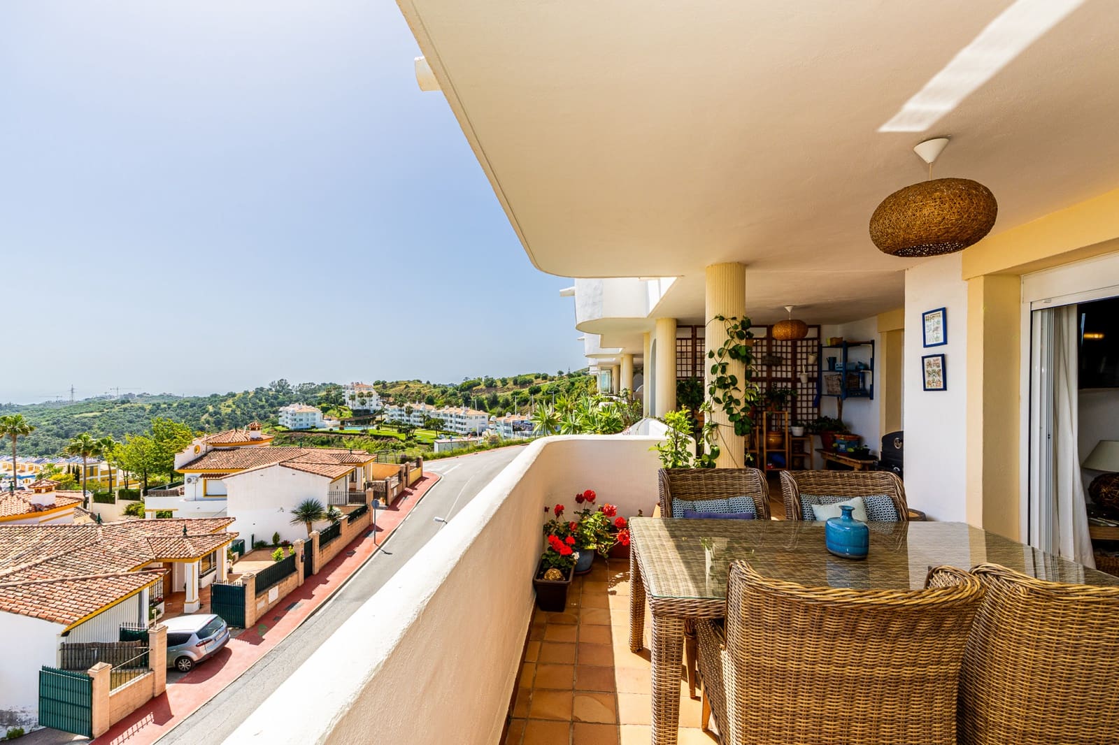 3 quarto Apartamento para venda em Calahonda com piscina - 430 000 € (Ref: 9798563)