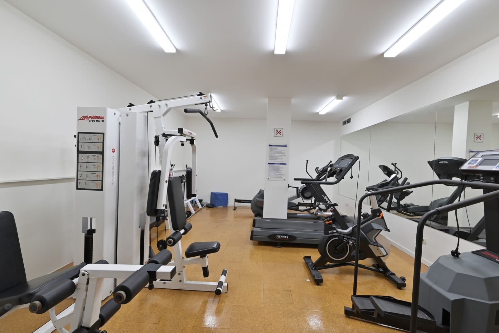 5 chambre Maison de Ville à vendre à Riviera del Sol avec garage - 650 000 € (Ref: 9803852)