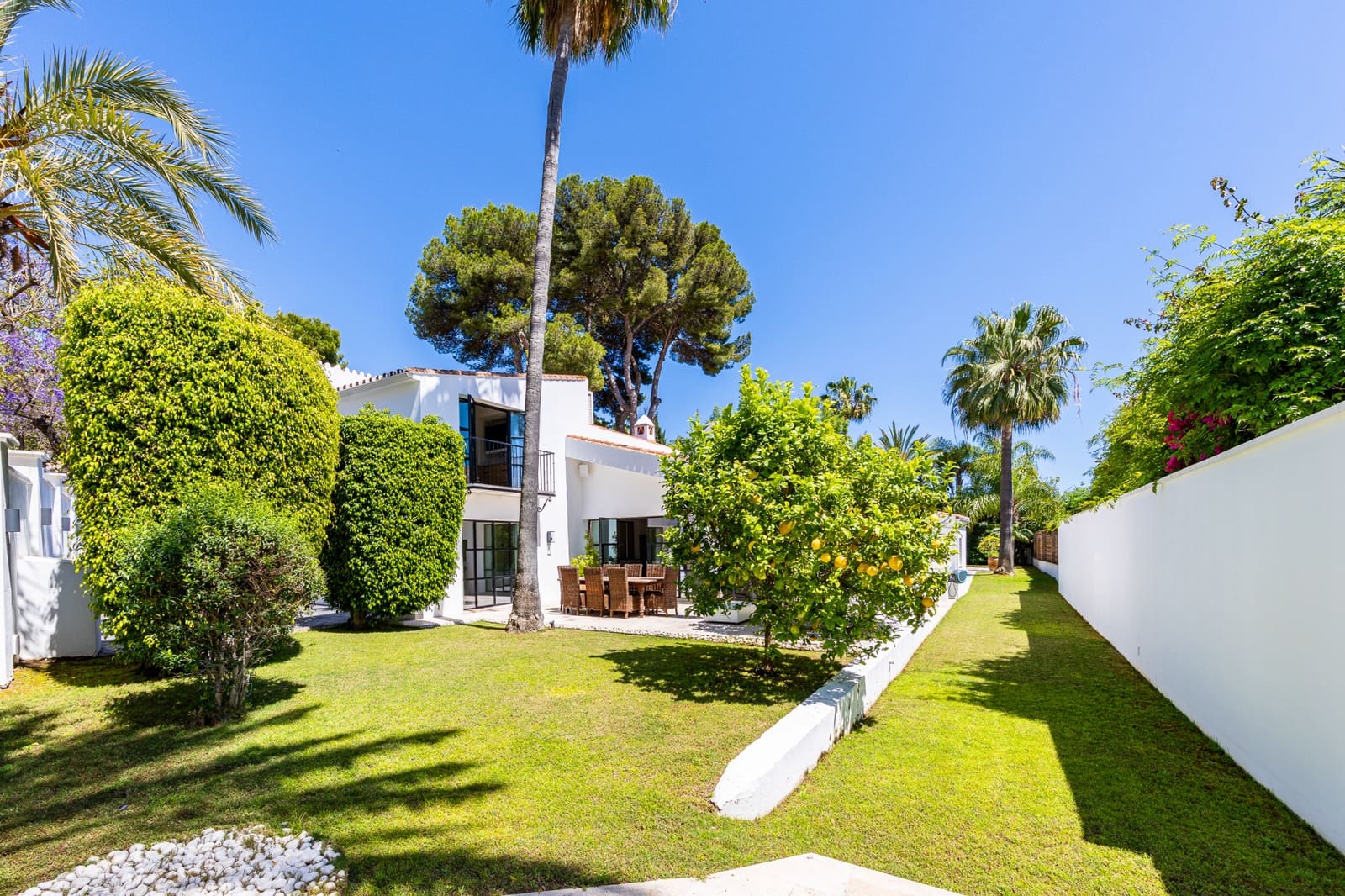 Chalet de 5 habitaciones en Marbella en venta con piscina garaje - 4.390.000 € (Ref: 9810960)