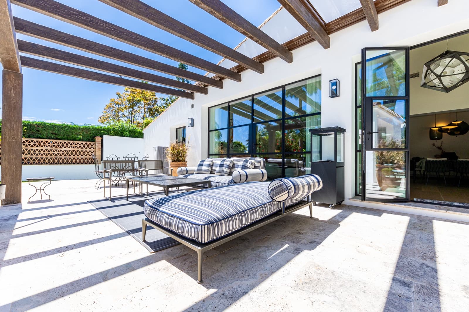 Chalet de 5 habitaciones en Marbella en venta con piscina garaje - 4.390.000 € (Ref: 9810960)