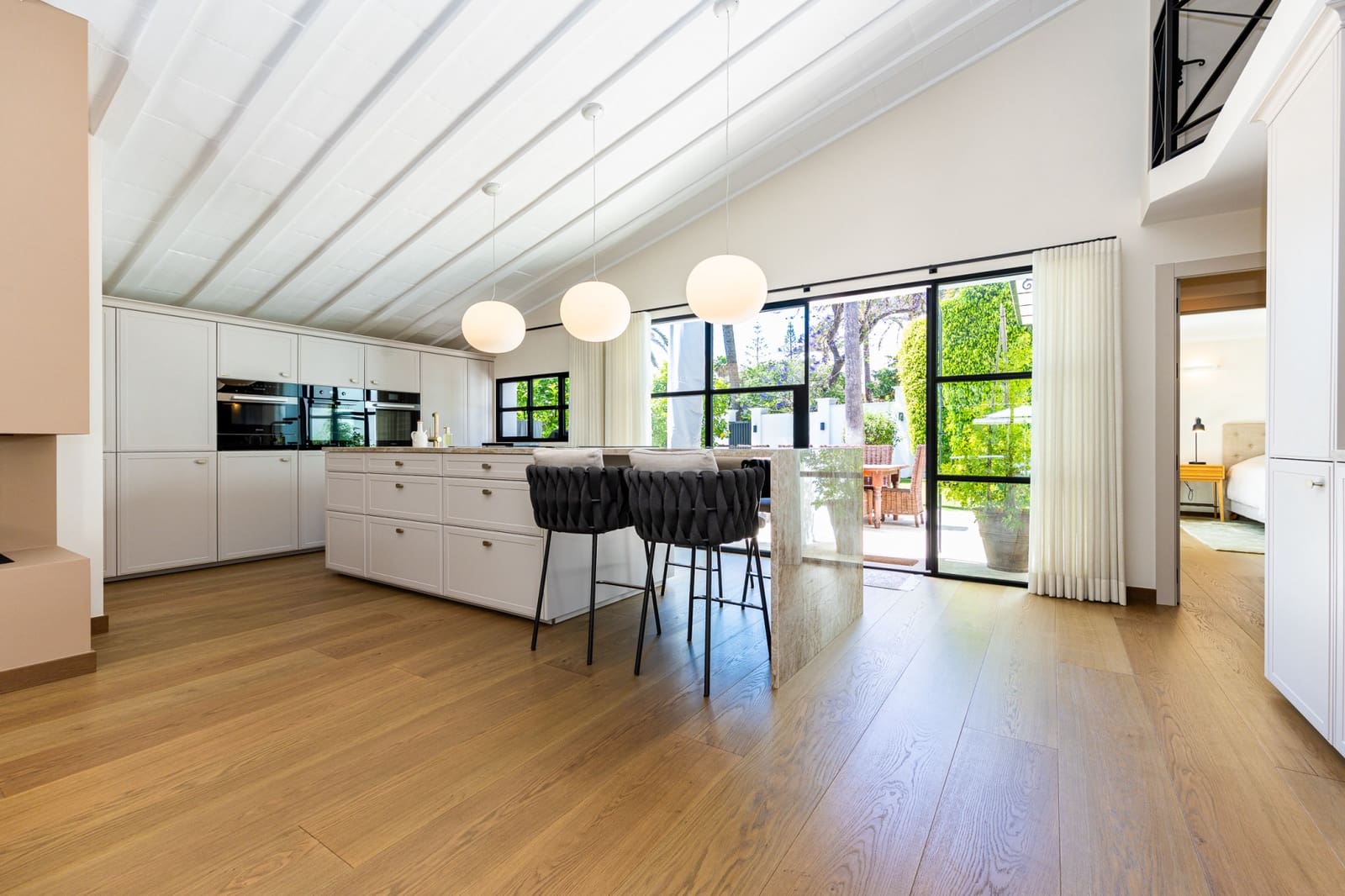 5 Zimmer Villa zu verkaufen in Marbella mit Pool Garage - 4.390.000 € (Ref: 9810960)
