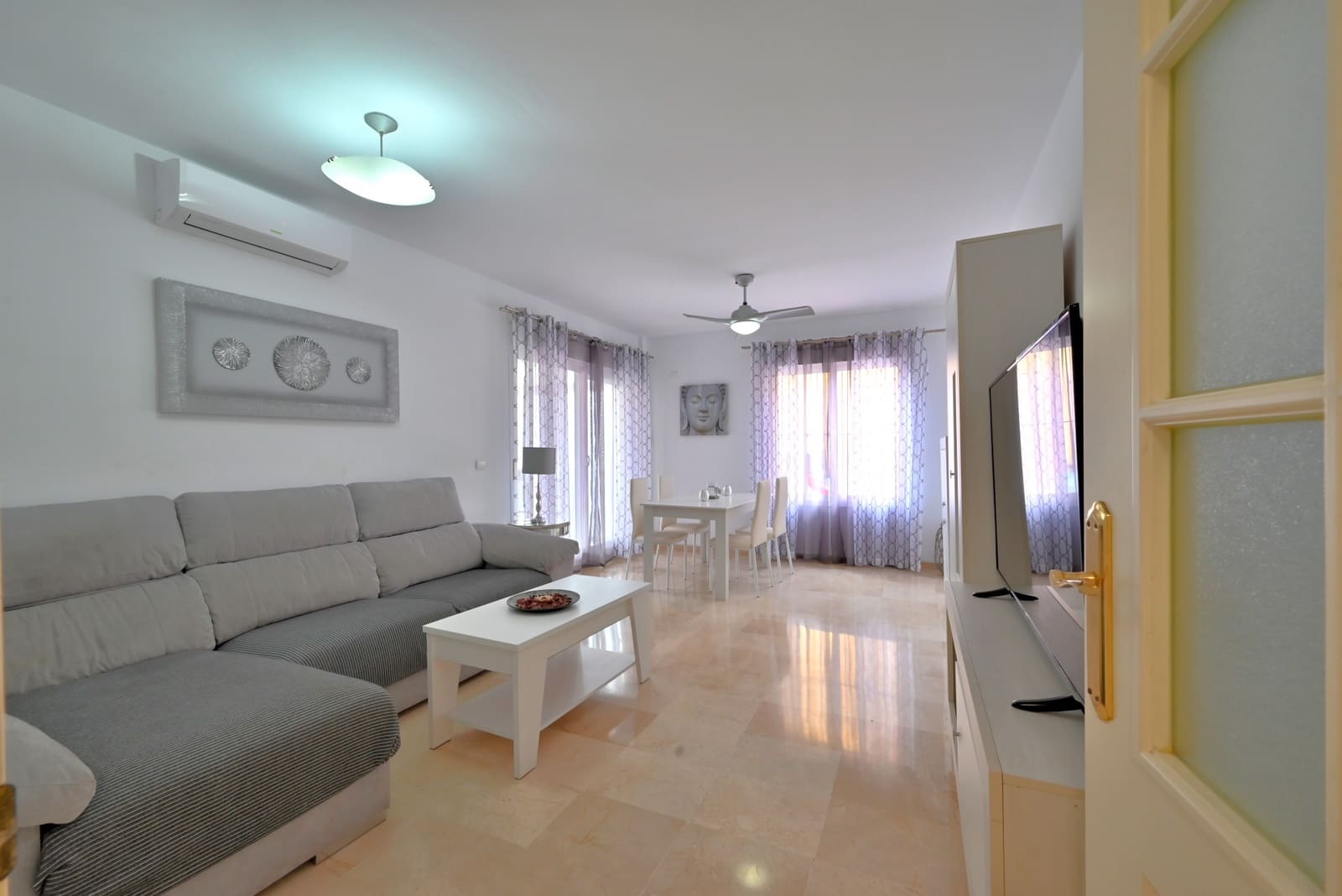 3 sovrum Lägenhet till salu i Riviera del Sol med pool garage - 425 000 € (Ref: 9815377)