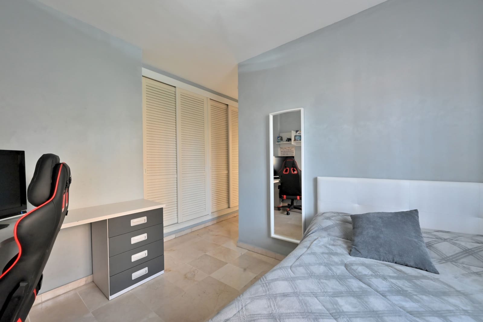 3 sovrum Lägenhet till salu i Riviera del Sol med pool garage - 425 000 € (Ref: 9815377)